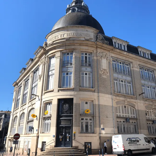 la-poste-min